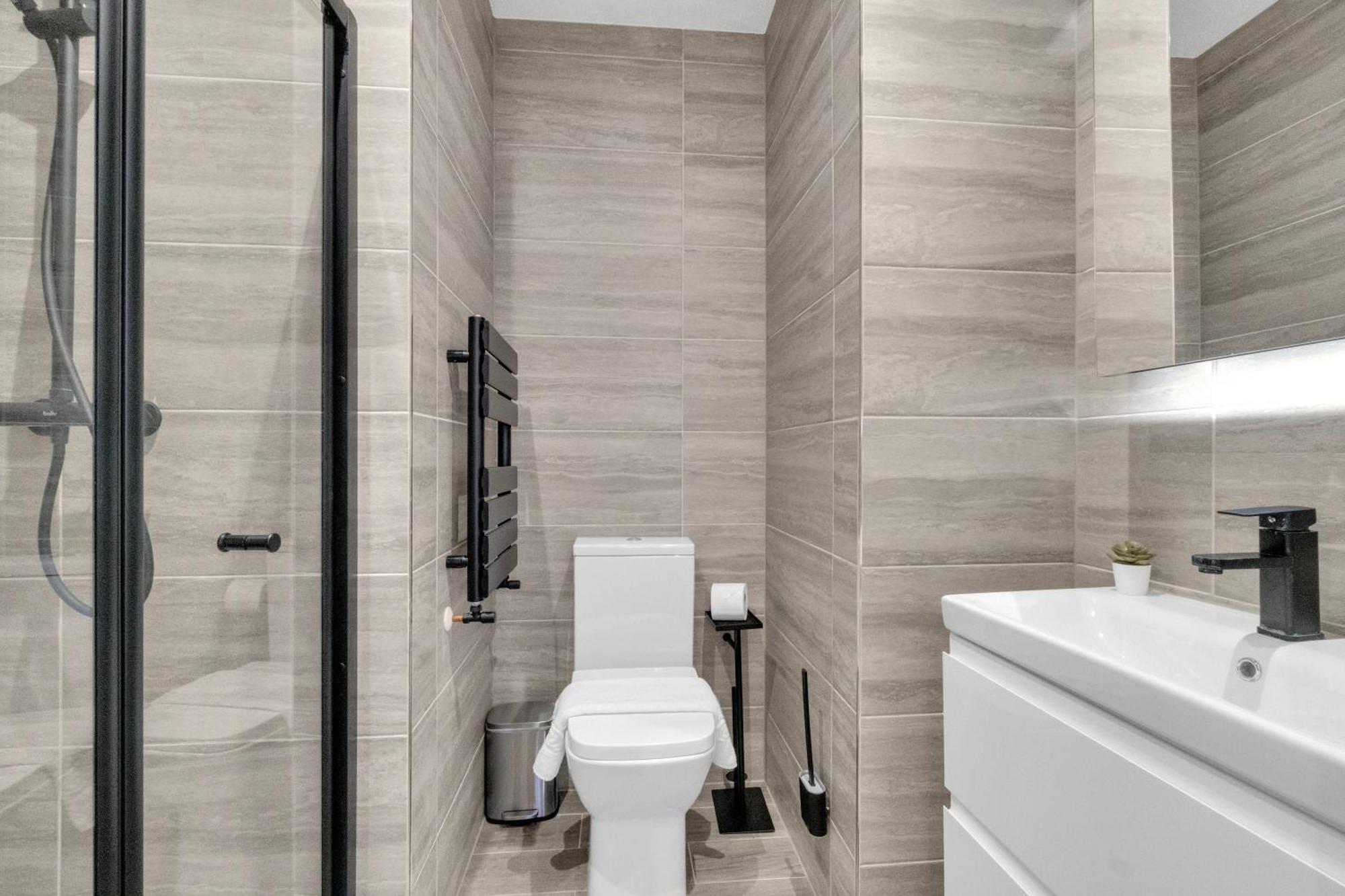 Homely North London Apartments Hendon The Hyde Екстер'єр фото