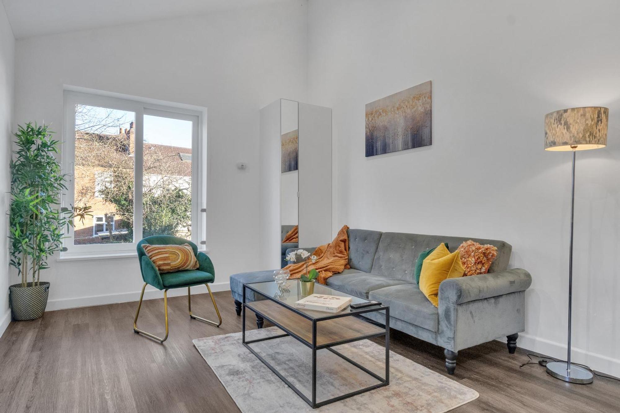 Homely North London Apartments Hendon The Hyde Екстер'єр фото