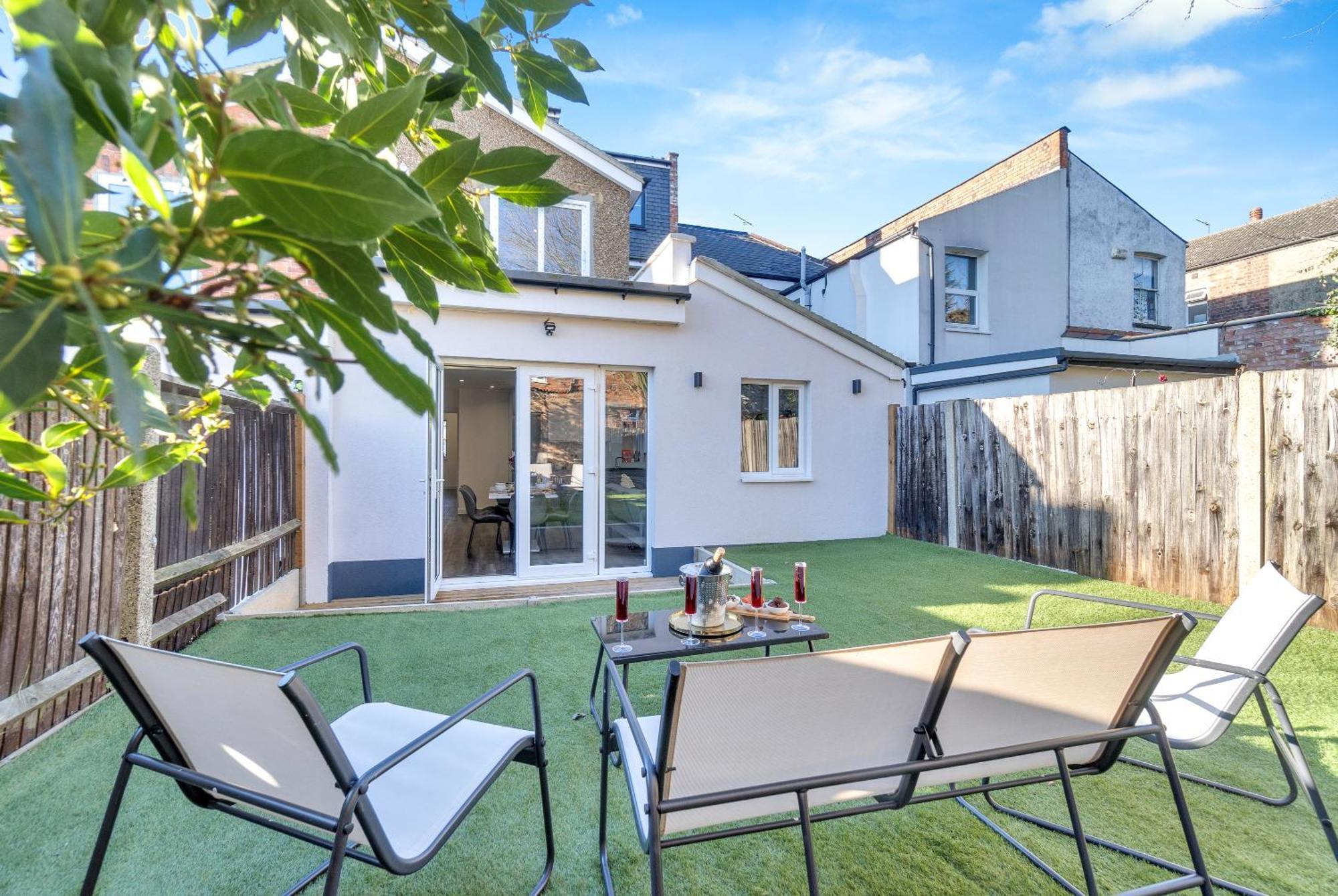 Homely North London Apartments Hendon The Hyde Екстер'єр фото